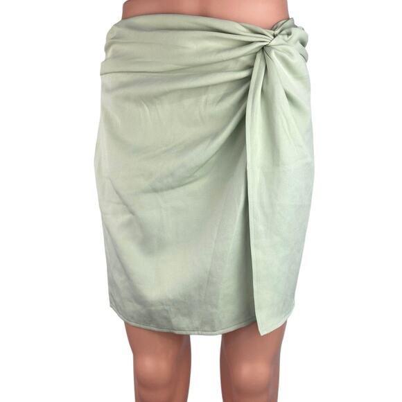 PrettyLittleThing Mint Green Knot Front Career Office Mini Pencil Wrap Skirt 6 - Picture 1 of 5